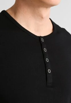 Pier One Langarmshirt - Black 11 Pier One Langarmshirt - Black -Pier One Verkaufsgeschäft 0ef8eb526e274d5983742963bb9e7392