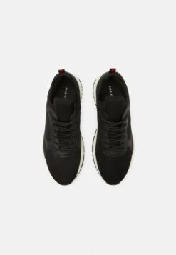 Pier One UNISEX - Sneaker Low - Black/white -Pier One Verkaufsgeschäft 1080a7dccd1b41bfb8c11eb2d0bdfeae