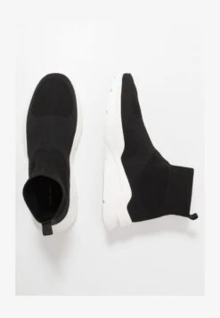 Pier One Sneaker High - Black/white -Pier One Verkaufsgeschäft 10ccf7ff9f224e04a47124c133fa2a1f