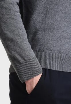 Pier One Strickjacke - Dark Grey Melange 12 Pier One Strickjacke - Dark Grey Melange -Pier One Verkaufsgeschäft 1248d35da7cb41e3bdbc2fab1f01cdef