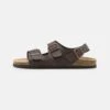 Pier One UNISEX - Riemensandalette - Dark Brown 1 Pier One UNISEX - Riemensandalette - Dark Brown -Pier One Verkaufsgeschäft 1a7a848effe2485c8d756f7696fd5864