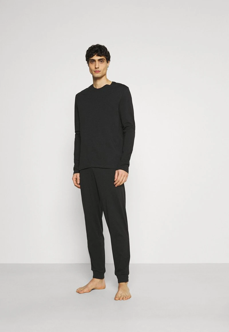 Pier One Nachtwäsche Set - Black 4 Pier One Nachtwäsche Set - Black - Image 2