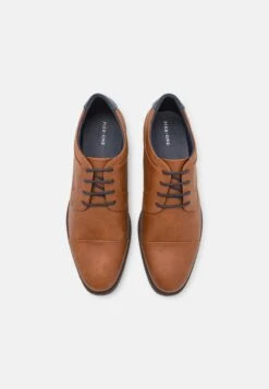 Pier One UNISEX - Schnürer - Brown 11 Pier One UNISEX - Schnürer - Brown -Pier One Verkaufsgeschäft 2096e0cc4a1b4ec19ffbe489243beffe