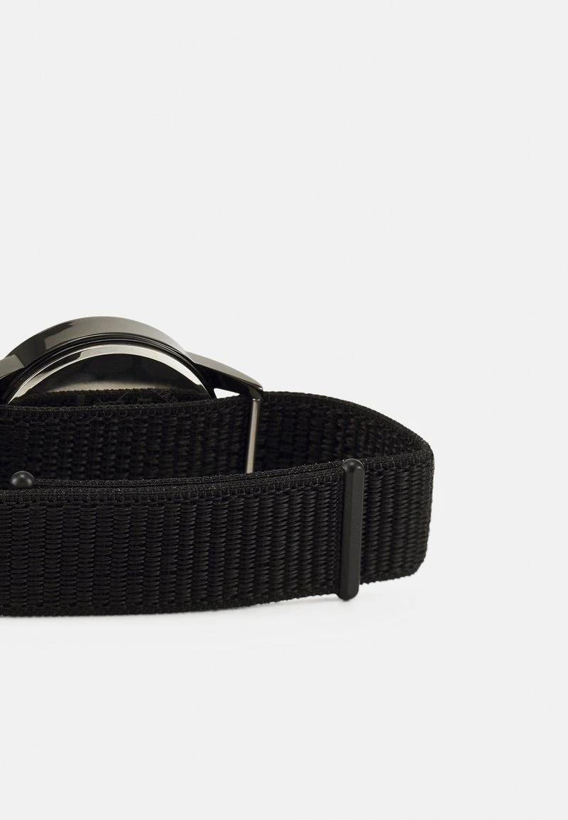 Pier One Digitaluhr - Black 5 Pier One Digitaluhr - Black – Bild 3