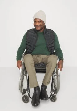 Pier One Strickpullover - Dark Green -Pier One Verkaufsgeschäft 29298c713bce411497a2413086fa7351