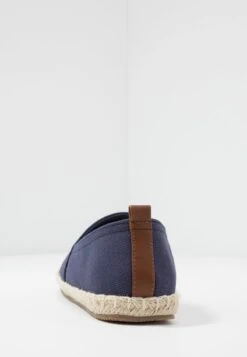 Pier One RENA ESPADRILLE UNISEX - Espadrille - Dark Blue -Pier One Verkaufsgeschäft 2c00e9d984504d77b812e8ffd7e16bdf