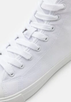 Pier One UNISEX - Sneaker High - White -Pier One Verkaufsgeschäft 354935853e0c4c97b54b9968dc4597ec