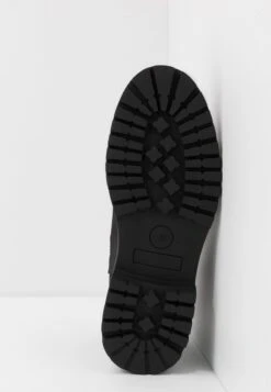 Pier One UNISEX - Stiefelette - Black -Pier One Verkaufsgeschäft 3cdd5d0e98464557b3e6ff10c0d3bf9c