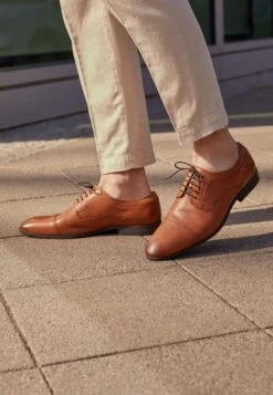 Pier One LEATHER - Business-Schnürer - Cognac -Pier One Verkaufsgeschäft 45397042968846b6a0ce0bf51f94de33