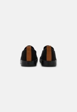 Pier One UNISEX - Slipper - Black -Pier One Verkaufsgeschäft 498de95b879f4ad0a437960998fc617e