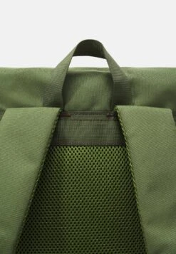 Pier One UNISEX - Tagesrucksack - Khaki -Pier One Verkaufsgeschäft 6ca1361e2ce94be09cb2ef61140359e0