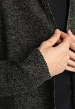 Pier One Strickjacke - Black/olive -Pier One Verkaufsgeschäft 77cc56baa8d64ff08fd27eaa2cfca327