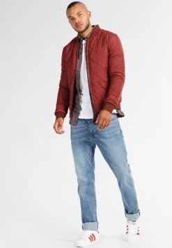 Pier One Verkaufsgeschäft -Pier One Verkaufsgeschäft 7faeda2b77c145ec8893cb901317f6f2