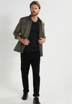 Pier One 2 PACK - T-Shirt Basic - Black -Pier One Verkaufsgeschäft 9976636ad4d5445cae17323f7b1eb017