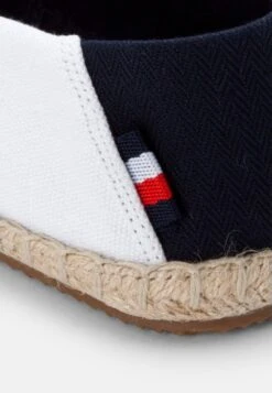Pier One Espadrille - White - Dark Blue -Pier One Verkaufsgeschäft a179fcff0fc649dd997161588d96d0d4