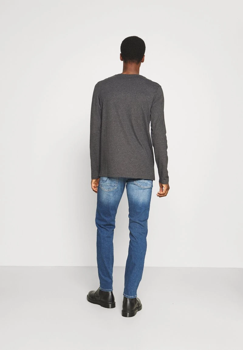 Pier One 2 PACK - Langarmshirt - Dark Grey/black 5 Pier One 2 PACK - Langarmshirt - Dark Grey/black - Image 3