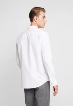 Pier One 2 PACK - Businesshemd - White/light Blue -Pier One Verkaufsgeschäft be6c104a9fb24ec4b7e3fbf862bb62fa