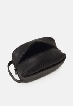 Pier One Kosmetiktasche - Black -Pier One Verkaufsgeschäft d68931b2c72a4fa3b0ef77bb4410022d