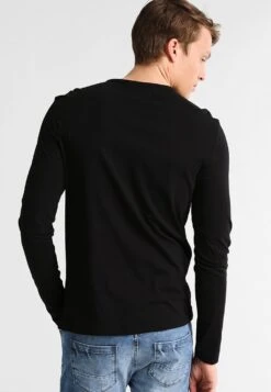 Pier One Langarmshirt - Black 10 Pier One Langarmshirt - Black -Pier One Verkaufsgeschäft df1fe5cd40984d1580363c0147a59e34