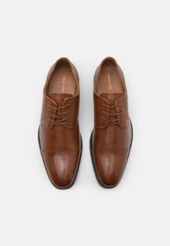 Pier One Schnürer - Tan -Pier One Verkaufsgeschäft e70dfd7585884f65bc3154a31f3e955e