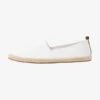 Pier One RENA ESPADRILLE UNISEX - Espadrille - White -Pier One Verkaufsgeschäft ec5f1e76ff9945e3a237c78298b404b8
