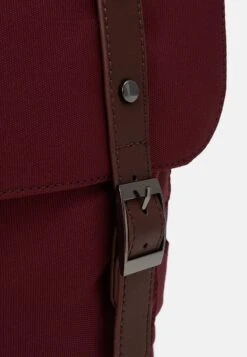 Pier One UNISEX - Tagesrucksack - Bordeaux 11 Pier One UNISEX - Tagesrucksack - Bordeaux -Pier One Verkaufsgeschäft edf7b0db4a184ebba8c9f41a63dc0194