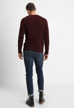 Pier One Strickpullover - Mottled Bordeaux 10 Pier One Strickpullover - Mottled Bordeaux -Pier One Verkaufsgeschäft fc1817f3db34423ca2bcccf59d46c923