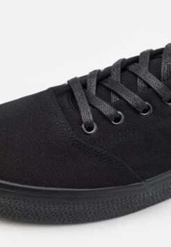 Pier One UNISEX - Sneaker Low - Black -Pier One Verkaufsgeschäft fcd1ca9b82cf4e5ea220bc7c51b2e0c6
