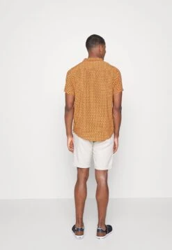 Pier One LINEN BLEND DRAWCORD SHORTS - Shorts - Beige 12 Pier One LINEN BLEND DRAWCORD SHORTS - Shorts - Beige -Pier One Verkaufsgeschäft fd65d1e3000a44b5a0c7031a30758b26